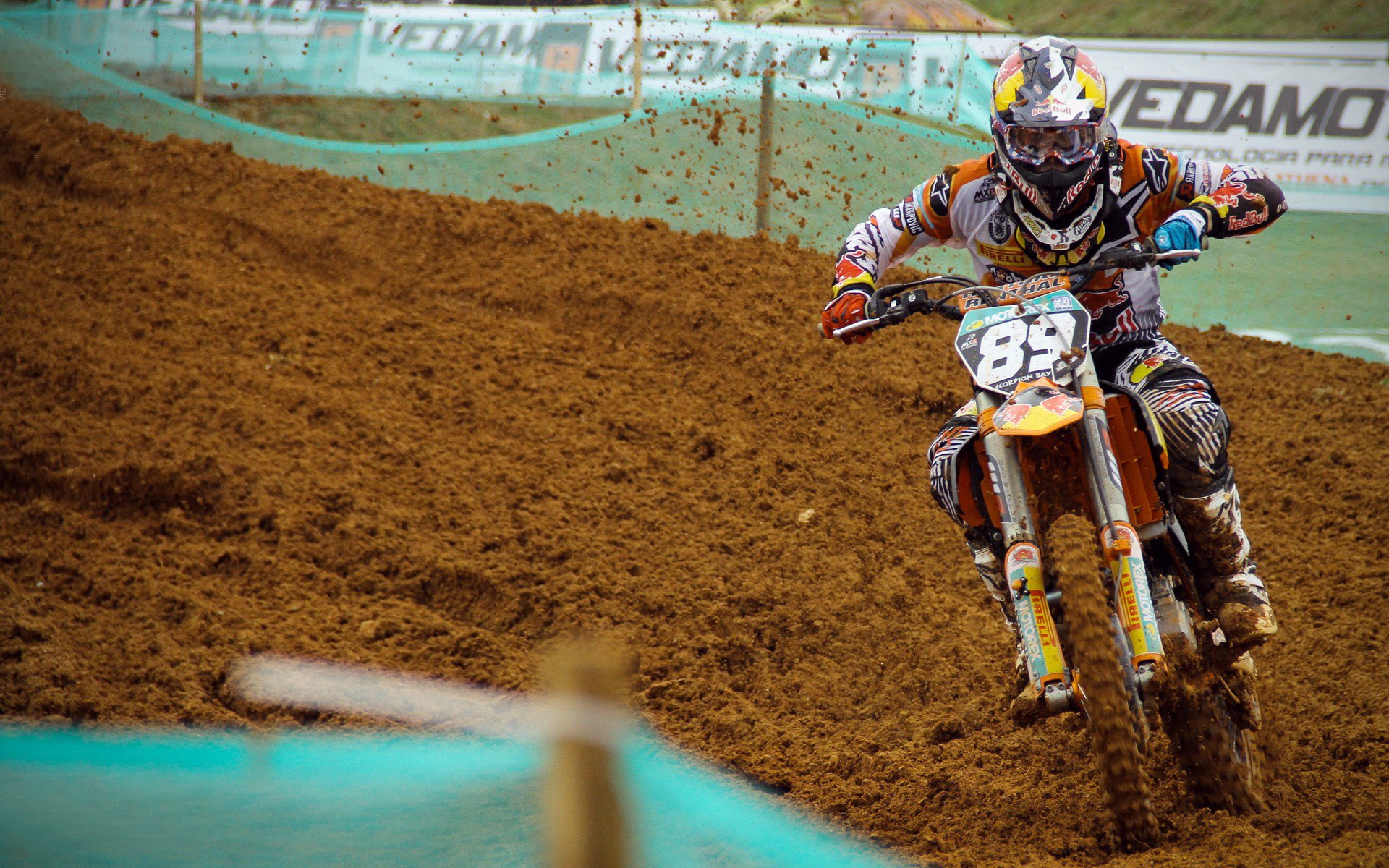 国家队配备多语种战术手册提高海外沟通效率，国家队的要求